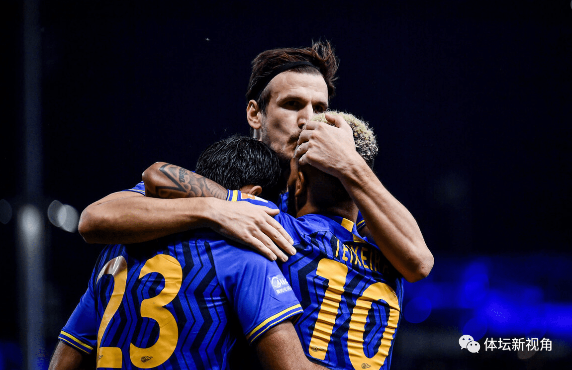 击剑夜战:东城天虎队强势横扫东海霹雳队,速度优势明显外援联手发威-开云体育官网